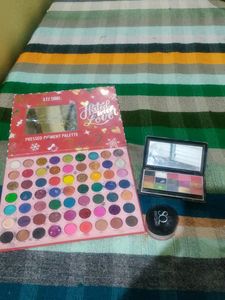 2 Eyeshadow Pallets 1 Loose Powder
