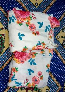 Chic White Floral Print Kurta for Women