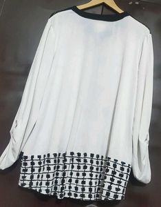 White &amp; Black Top Like Shirt For 42 Bust