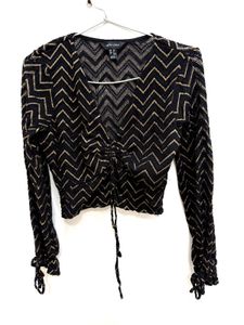 New look Chic Black & Gold Zigzag Crop Top