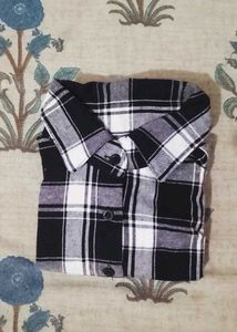 Chic Plaid Cropped top Shirt with Drawstring