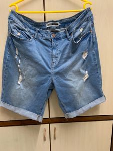 NOISY MAY Distressed Denim Knee Length Shorts
