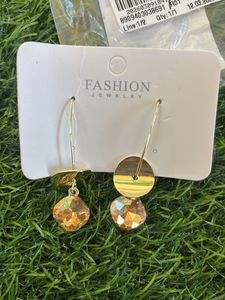 Fashionable Crystal Drop Earrings