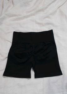 Women's High-Waisted Seamless Gym Shorts