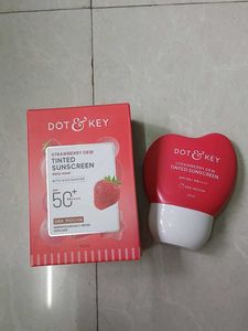 mocha DOT & KEY Tinted Sunscreen SPF 50+