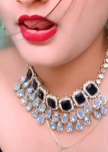 Black Stone &amp; Crystal Necklace Set