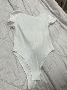 h&m scoopback White Short Sleeve Bodysuit