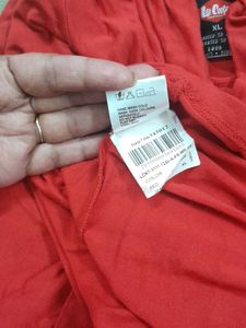 Red Turtleneck Short Sleeve Top