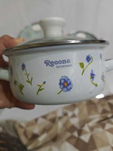 Set Of 4 Containers