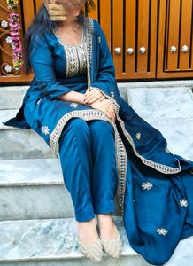 Elegant Blue Embroidered Kurta Set