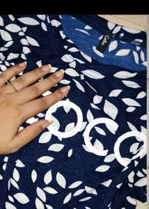Cute Navy Blue 'COCO' Leaf Print T-Shirt