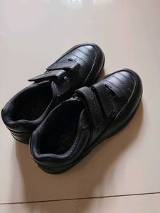 Ready made hijab. Solid Brown and Velctro shoes