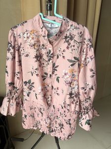 Floral Print Smocked Waist Top