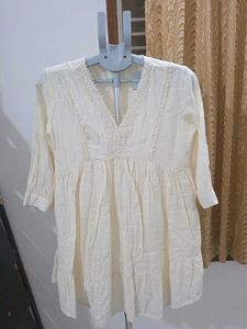 Max Cream Lace V-Neck Top