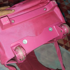 Trolly school bag for girls