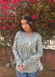 Elegant Green Paisley Print Kurta