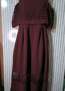 Chic Burgundy Cutout Shoulder Dress