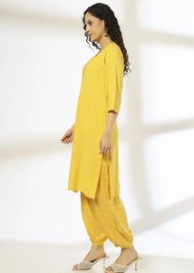Avaasa mix n match women floral kurta with salwar