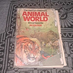 1970s Hamlyn Children's Animal World Encyclopedia