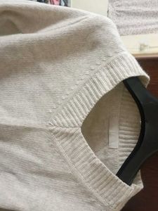Elegant V-Neck Knit Sweater