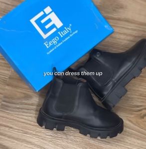 Stylish Black Chelsea Boots