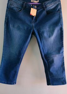 Max Brand Women 3/4th Jean