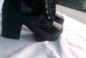 Glossy Black Platform Heel Ankle Boots