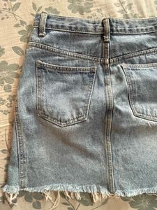 Denim skirt