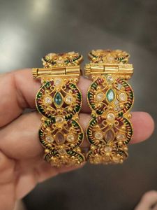 Elegant Gold Bangles with Multi-colored Stones