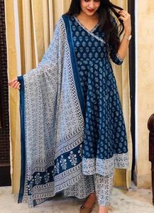 Elegant Blue & White Block Print Kurta Set