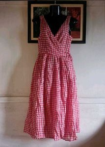 Chic Red Gingham Maxi Dress