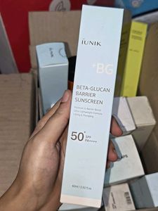 iunik beta glucan barrier sunscreen