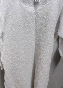 chikankari  white kurta