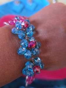 Blue &amp; Pink Beaded Flower Bracelet