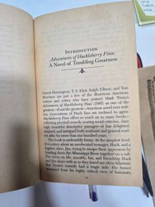 Adventures of Huckleberry Finn - Mark Twain