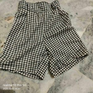 New Baby Girl Tshirt And Shorts