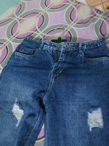 Women's Ripped Blue Jeans