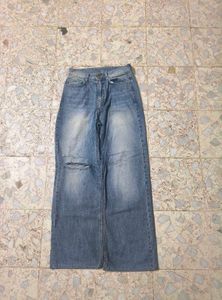 light washed Wide Leg Jeans with one side funk
