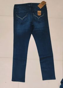 Flying Machine Men's Casual Jeans . New With Tag.