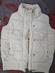 Off White Half Jacket With Pockets
