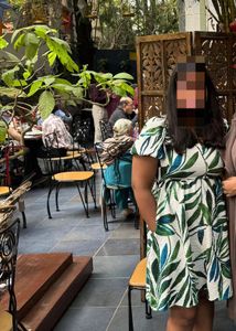 Leaf Print Puff Sleeve Dress