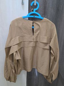 Stylish Women Crop Top with Long Puffy Sleeves