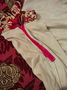 Skirt For Girls Looking So Attractive ,