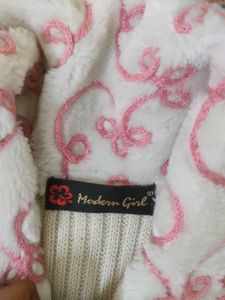 Chic Knit Cardigan with Pink Accents
