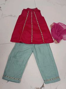 Red &amp; Teal Kurta Set with Dupatta for kids
