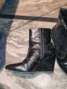 Black Croc Print Heeled Boots