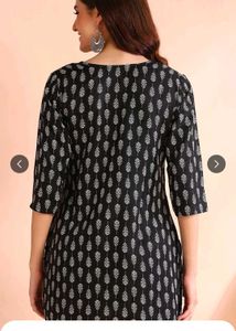 Stylish Black Kurta with Leaf Print