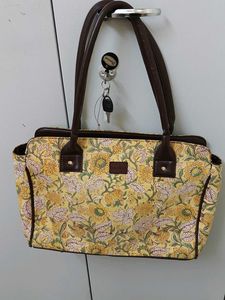 Elegant floral handbag cum Laptop bag