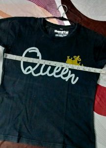 QUEEN CROWN GRAPHIC TEE