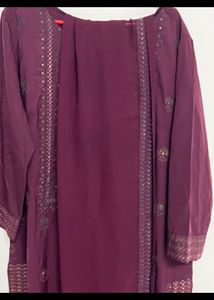 offer🔥🔥Elegant Embroidered Kurta Set with Dupatt